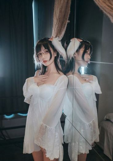 沈蕊语老师家访_4K免费高清观看