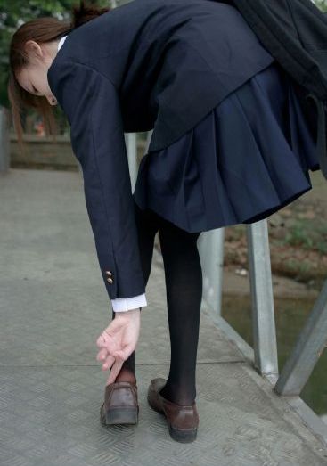 操日本美女一二三视频_剧情片高清在线观看